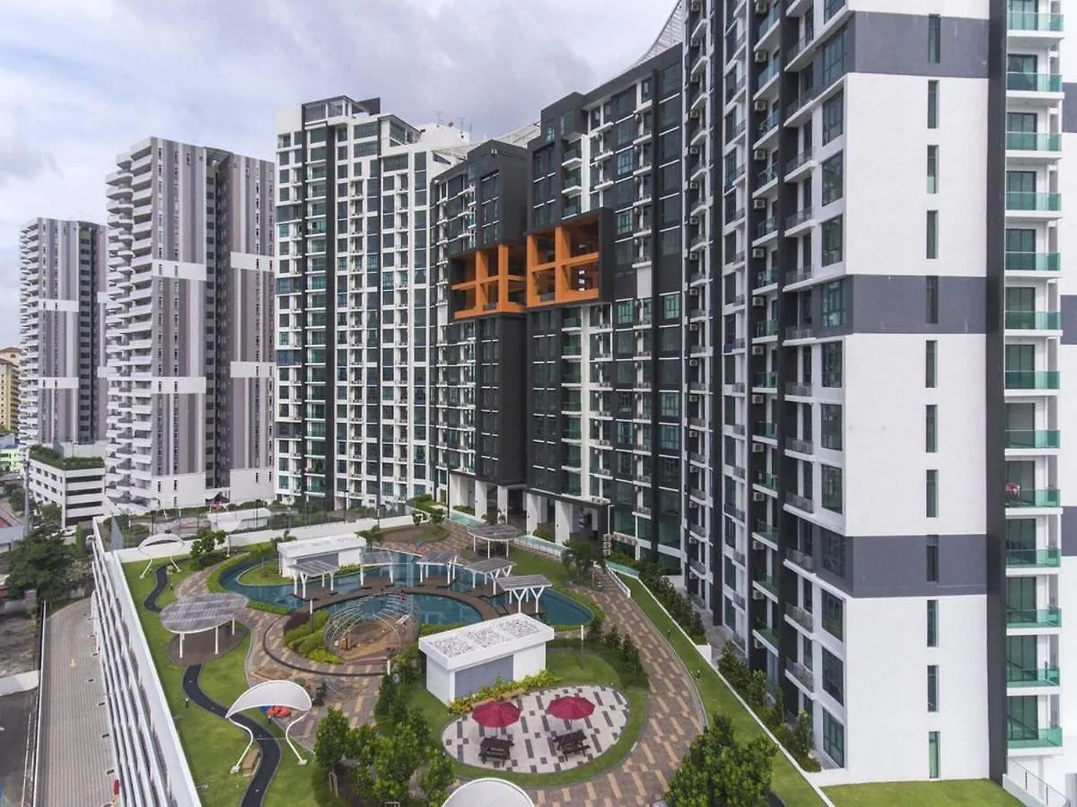 아파트 Mid Valley Ciq Lake View 3Bedroom Muji Style 조호르 바루