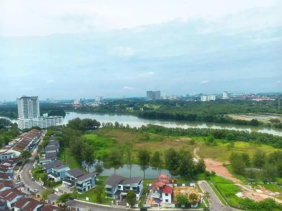 아파트 Mid Valley Ciq Lake View 3Bedroom Muji Style 조호르 바루