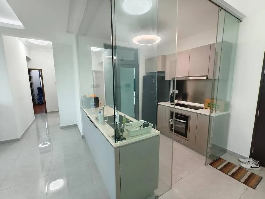 아파트 Mid Valley Ciq Lake View 3Bedroom Muji Style 조호르 바루