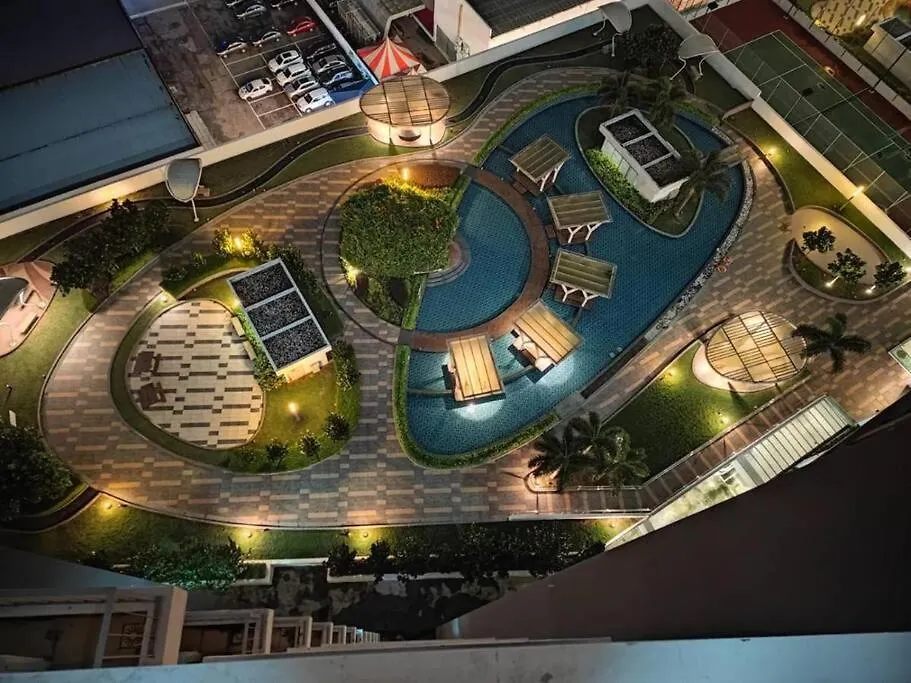 شقة Mid Valley Ciq Lake View 3Bedroom Muji Style جوهر بهرو